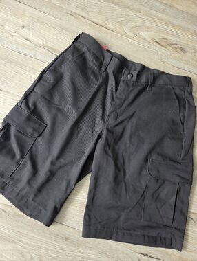 Red Cap Black Cargo Shorts Utility Casual Workwear Streetwear Men Multi Pocket